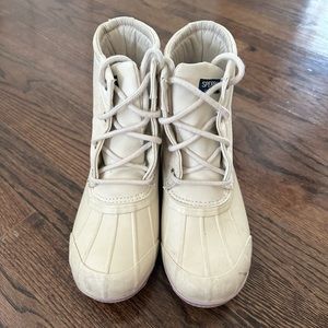 Big kids Sperry boots